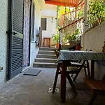 Kalos - Tra Il E Il Mare