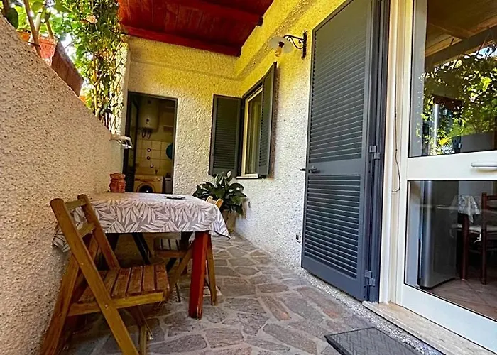 Kalos - Tra Il E Il Mare Apartment